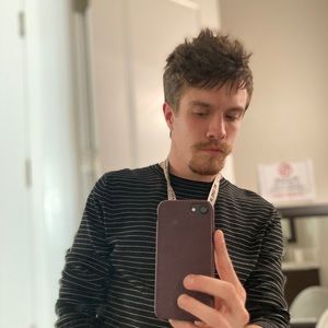 Meet your Posher, Joshua